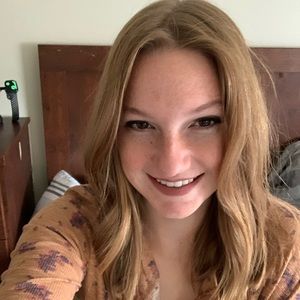 Meet your Posher, Lindsey